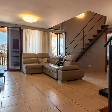 Moderno Apartment