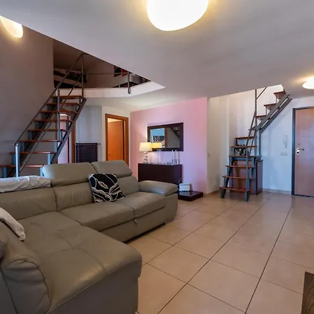 Moderno Apartment *